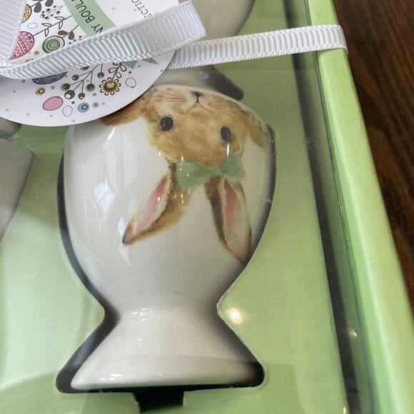 Bunny Boulevard Fine Porcelain Egg Cups Set of 4 Spring Easter Bunny Decor NIB - Picture 5 of 9